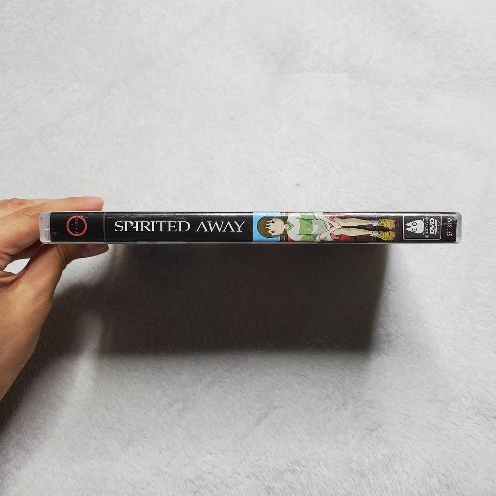 Bundle of Hayao Miyazaki Studio Gibli Films - Picture 13 of 14